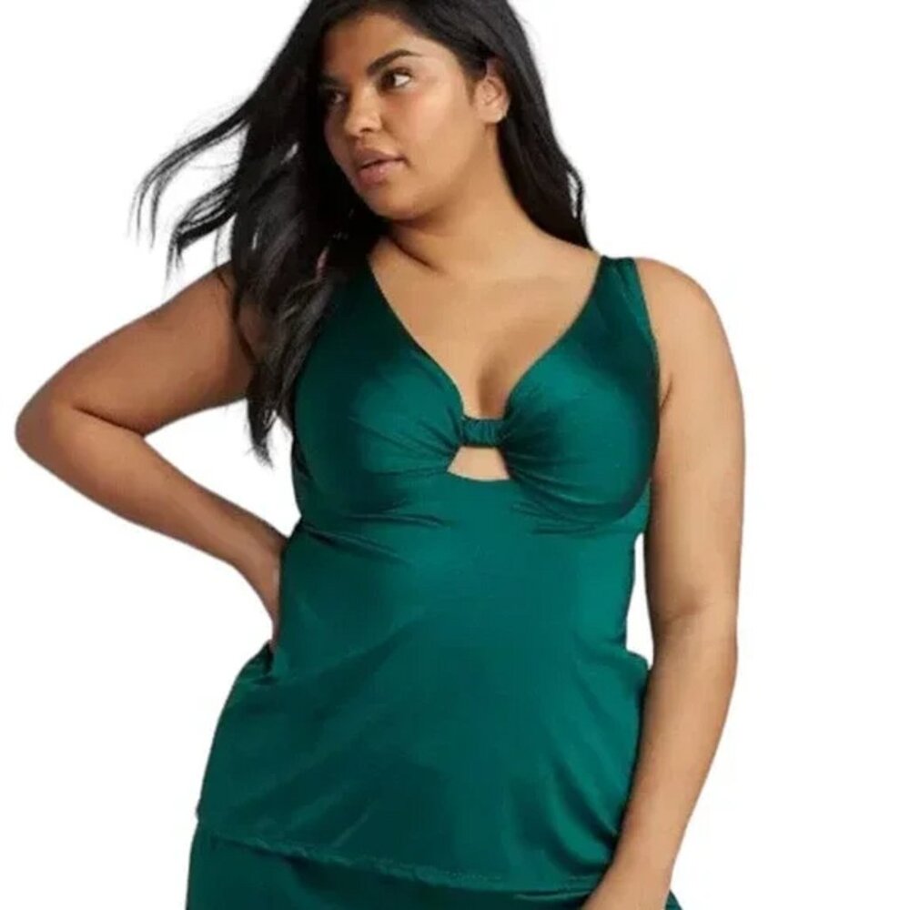 NWT Cacique Swim Lane Bryant 42F Emerald Green Lightly Lined Plunge Tankini Top